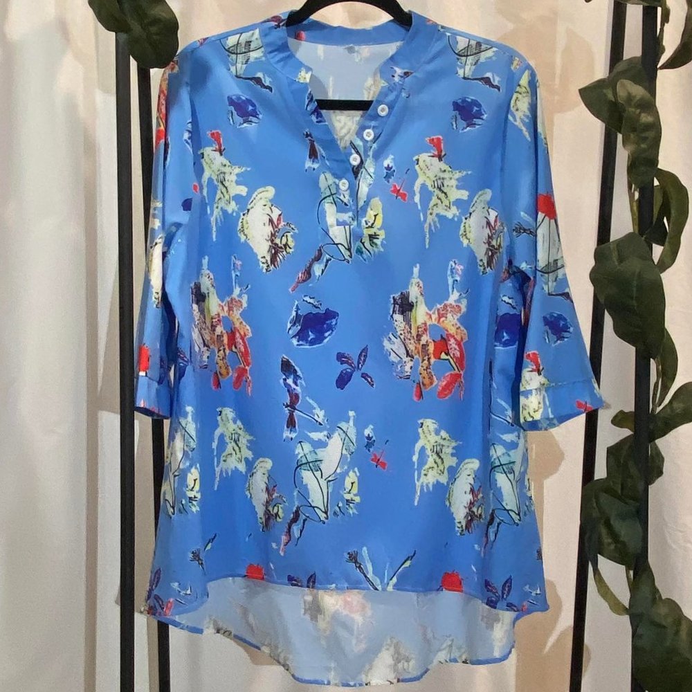 Plus Size 3/4 Sleeve V-Neck